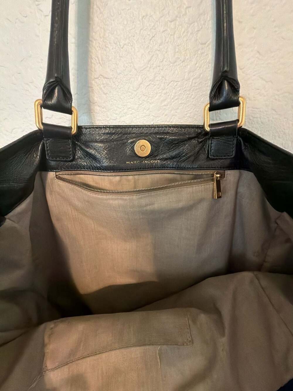 Marc Jacobs Palais Royal Kristen Glazed Leather Tote Bag - Picture 6 of 8